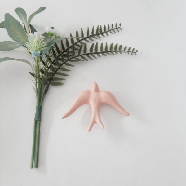 andorinha rosa pastel vidrada pequena