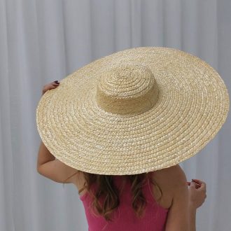 super large straw hat