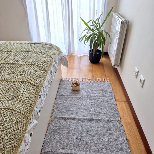 medium cotton rug gray