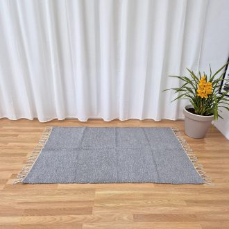 light grey rug, decorative rug